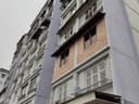 Кладка кирпича , балкон в Ташкенте . Balkonga gʻisht teramiz.