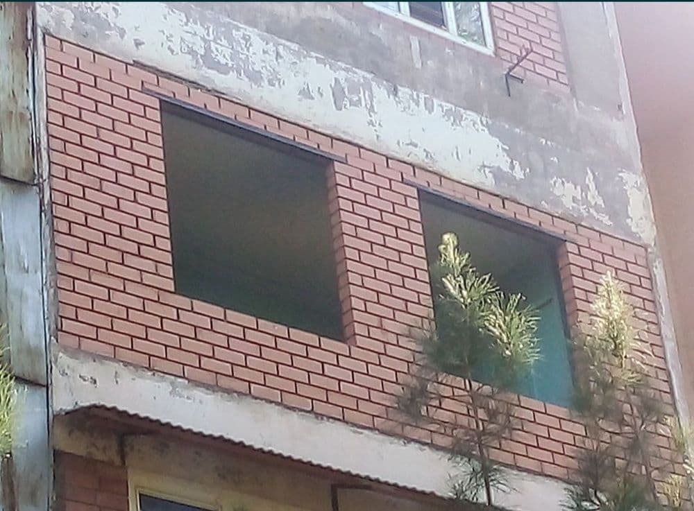 Balkonga g'isht teramiz — 1