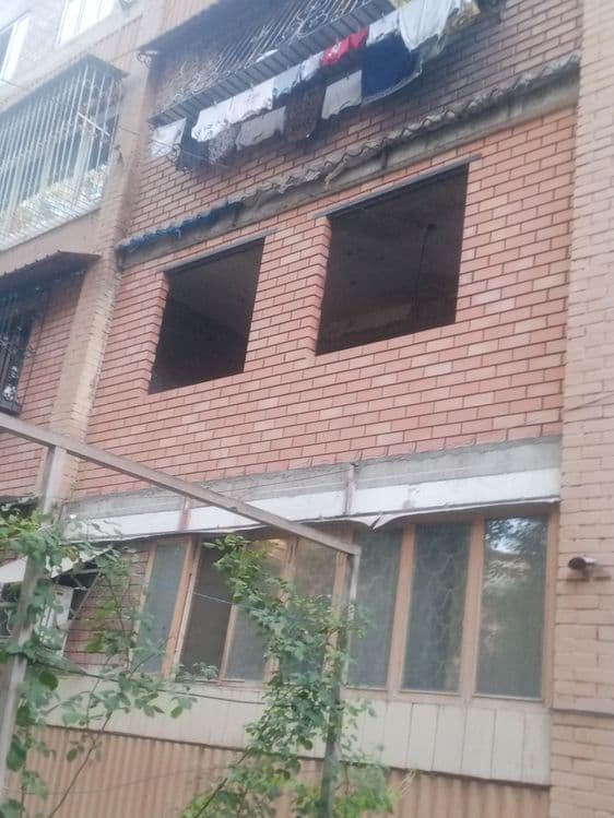 Кладка кирпича и ремонт балконов Установка новые решотки козерки — 1