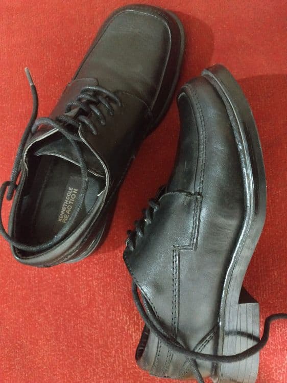 Kenneth cole reaction кожа 32-33 — 1