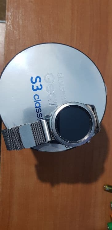 Samsung watch classic s3 сотилади запчастьга — 1