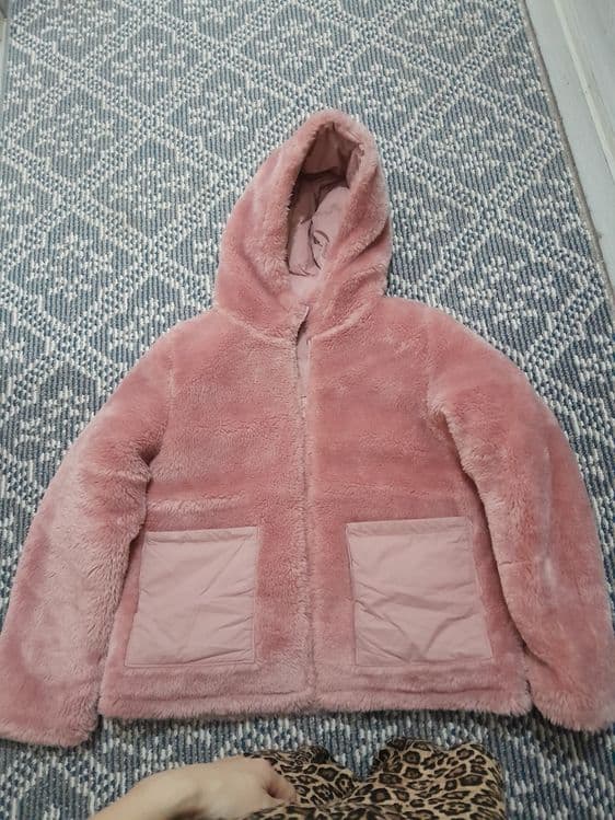 Bir kirilgan yangidek turibdi. Ikki taraflama kimsa bo'ladi razmer xl — 1