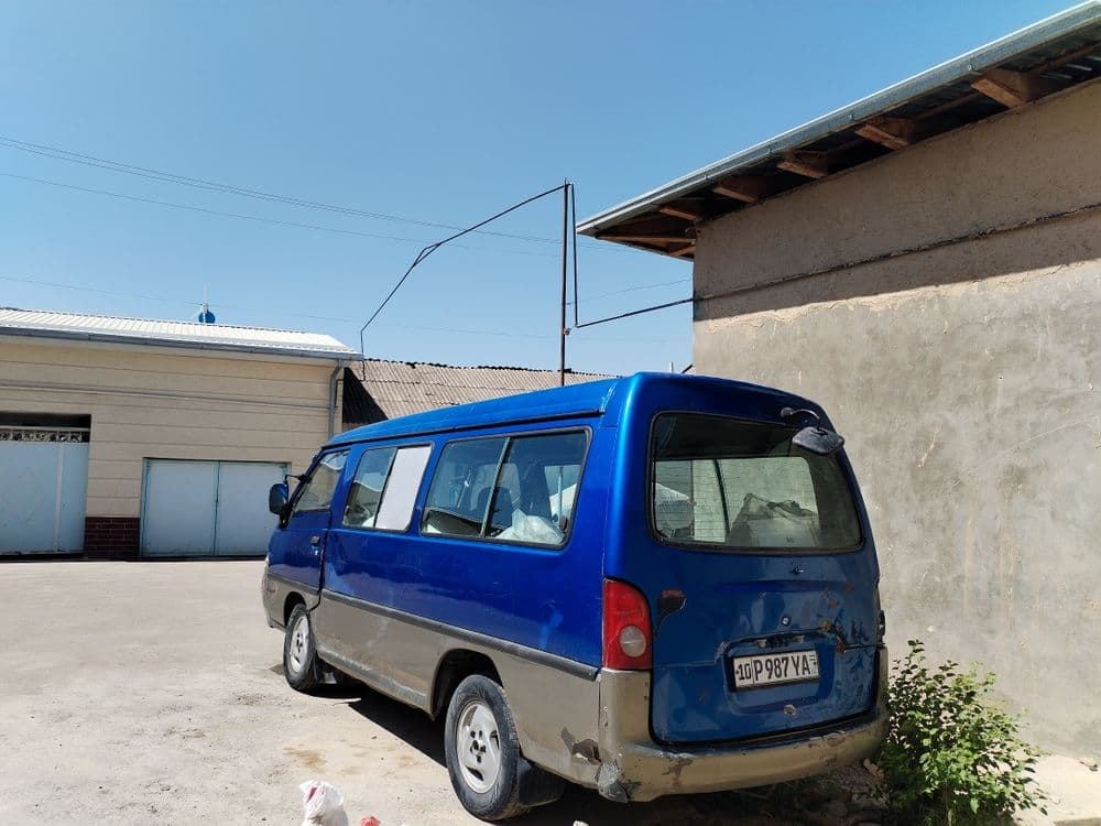 Hyundai Grace 1996 ylil — 1