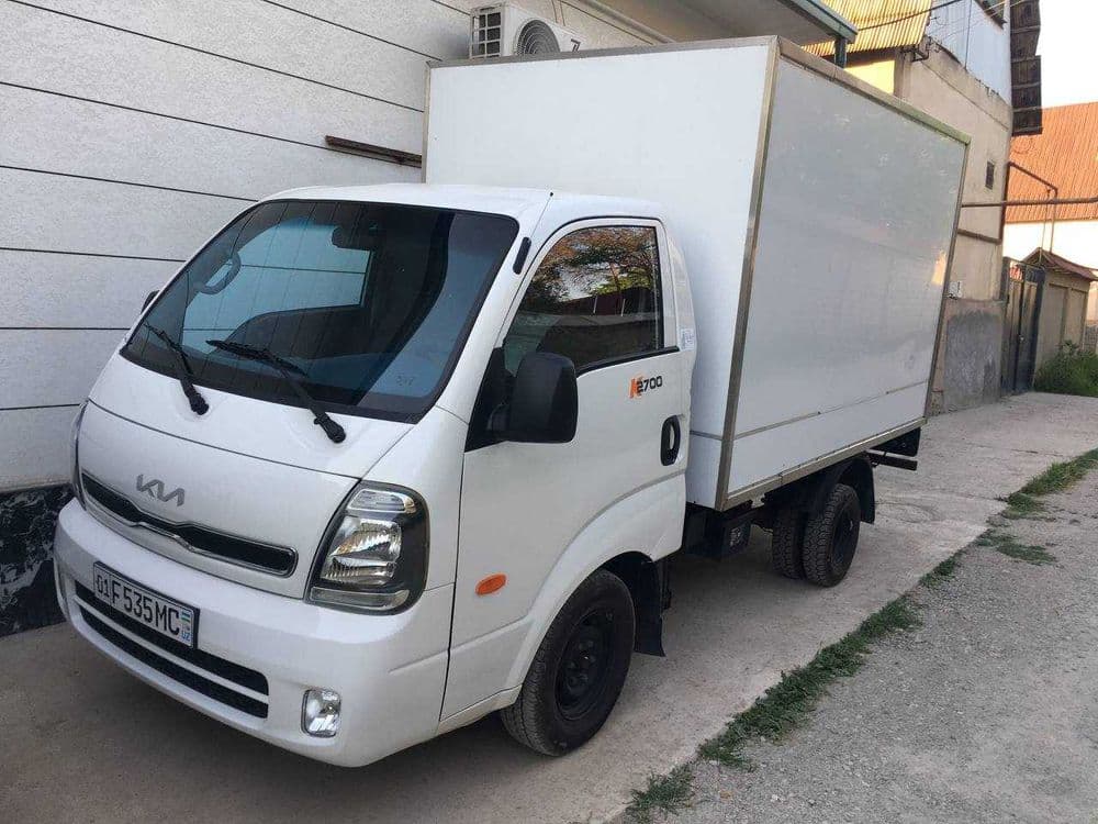 Продам свой Авто Kia BONGO 2023 — 1