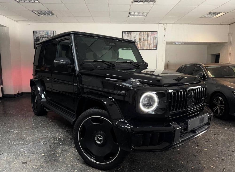 Mercedes Benz G63 — 1