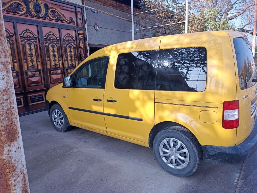 Volkswagen caddy sotiladi — 1
