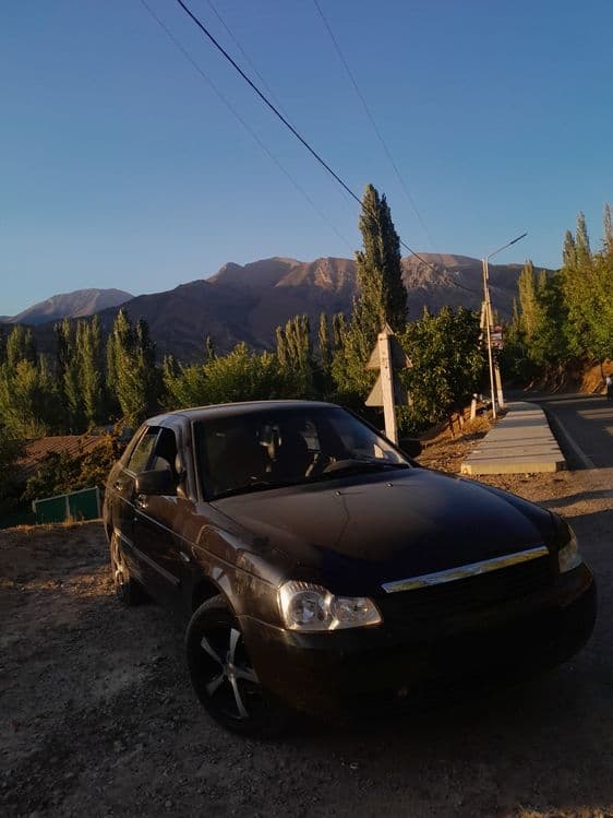 Lada Priora 2172 — 1