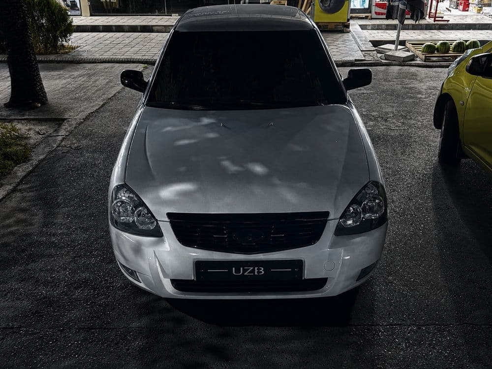 Lada priora 2171 — 1