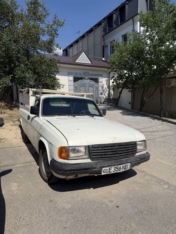 Volga gaz 3129 pikap — 1
