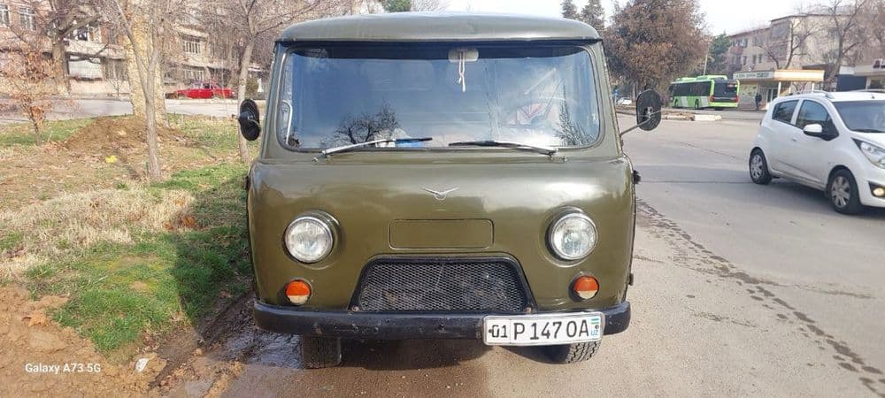 Uaz 3303 sotiladi — 1