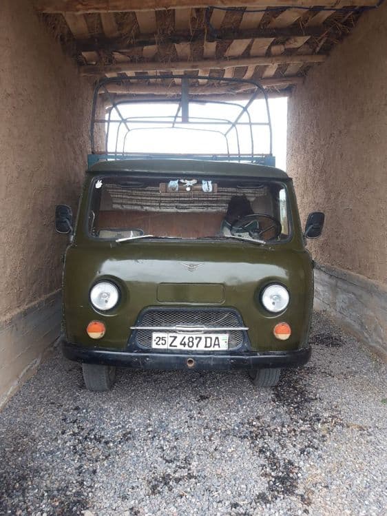 UAZ-3303 "Golovastik" — 1
