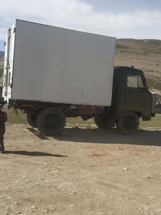 Uaz sotiladi pul zarir noldan terilgan — 1