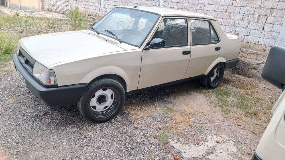 Машина марки Dogan S — 1