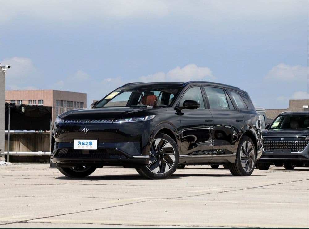 Dongfeng 008 EP 200 Max 25/26 restayling 30400$ — 1