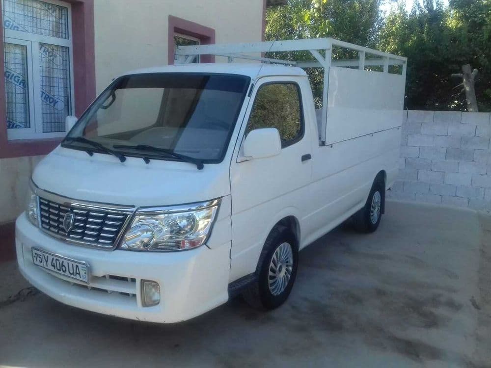 Mini bus avtomobili Tentli bortl — 1