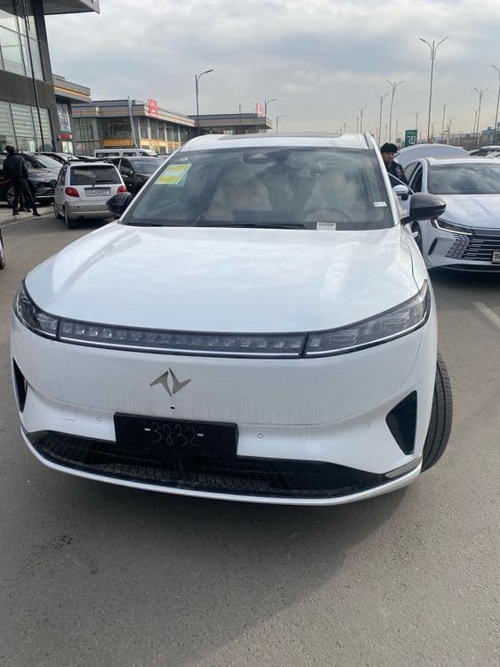 Dongfeng 008 EP 2026ultra Full — 1
