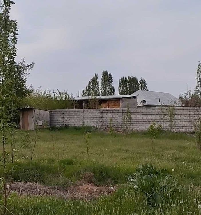 Ўрта Чирчиқ, Халқобод (Киров) 10 сотих ер + 2 хона — 1