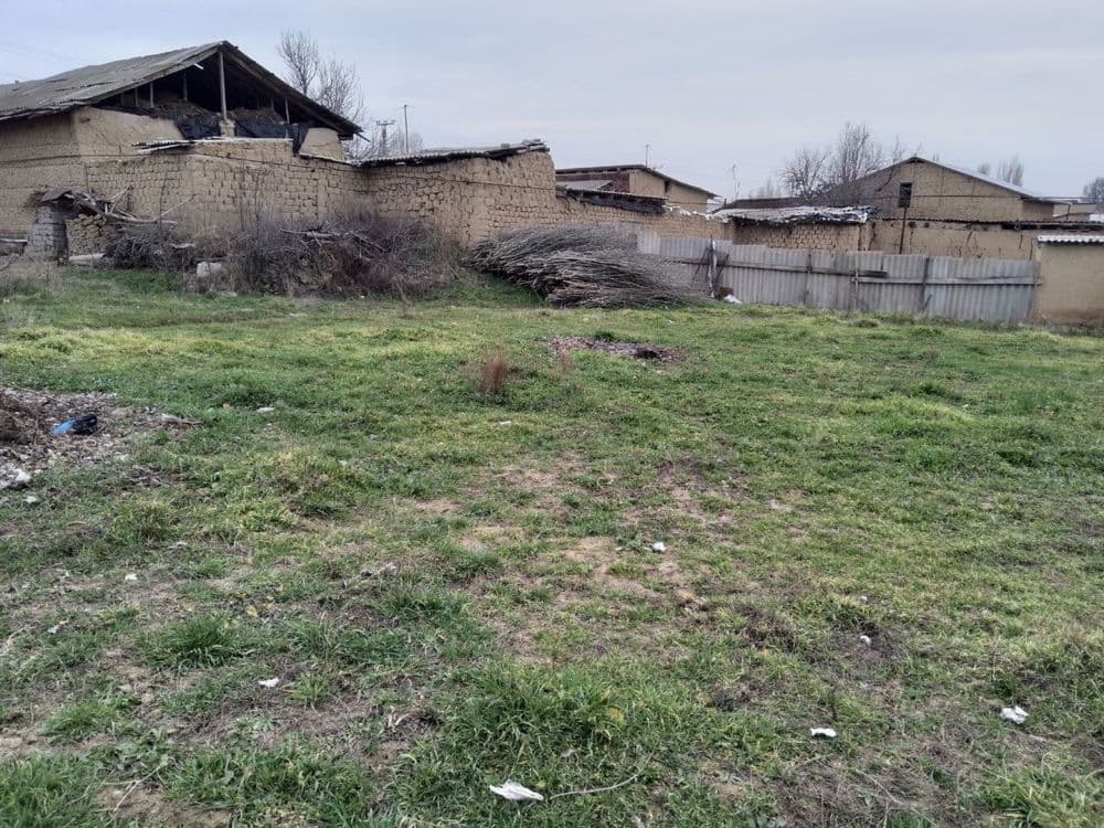 Yer sotiladi Keles Toshkent tumani, — 1