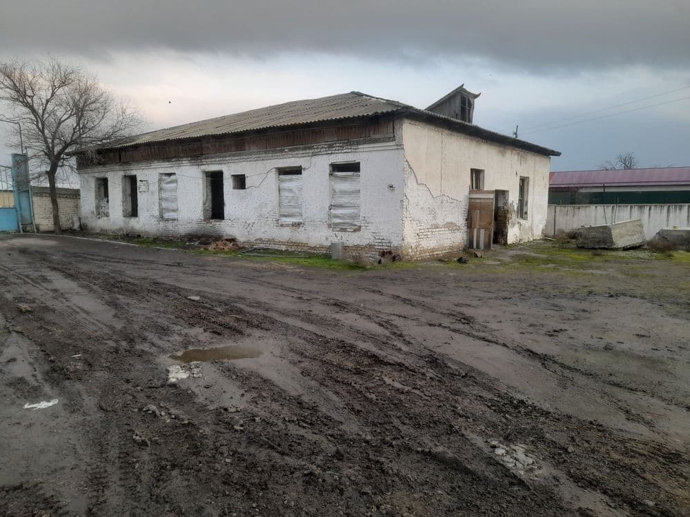 Ko'chmas mulk Sirdaryo v, boyovut tuman, boyovut razez — 1
