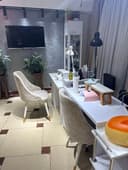 Сдаются в аренду рабочие места для мастеров маникюра и педикюра