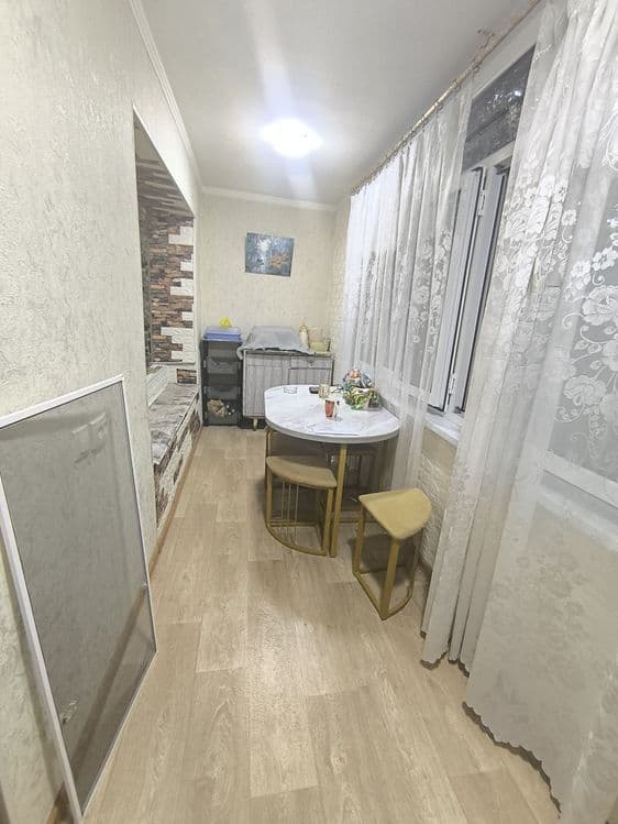 Продается 3-х комнатная квартира в городе Янгиюле. — 1