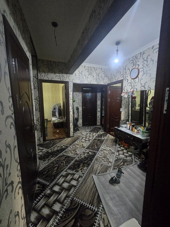 Срочно продам квартиру сергели 7 рядом метро линия 2 этаж — 1