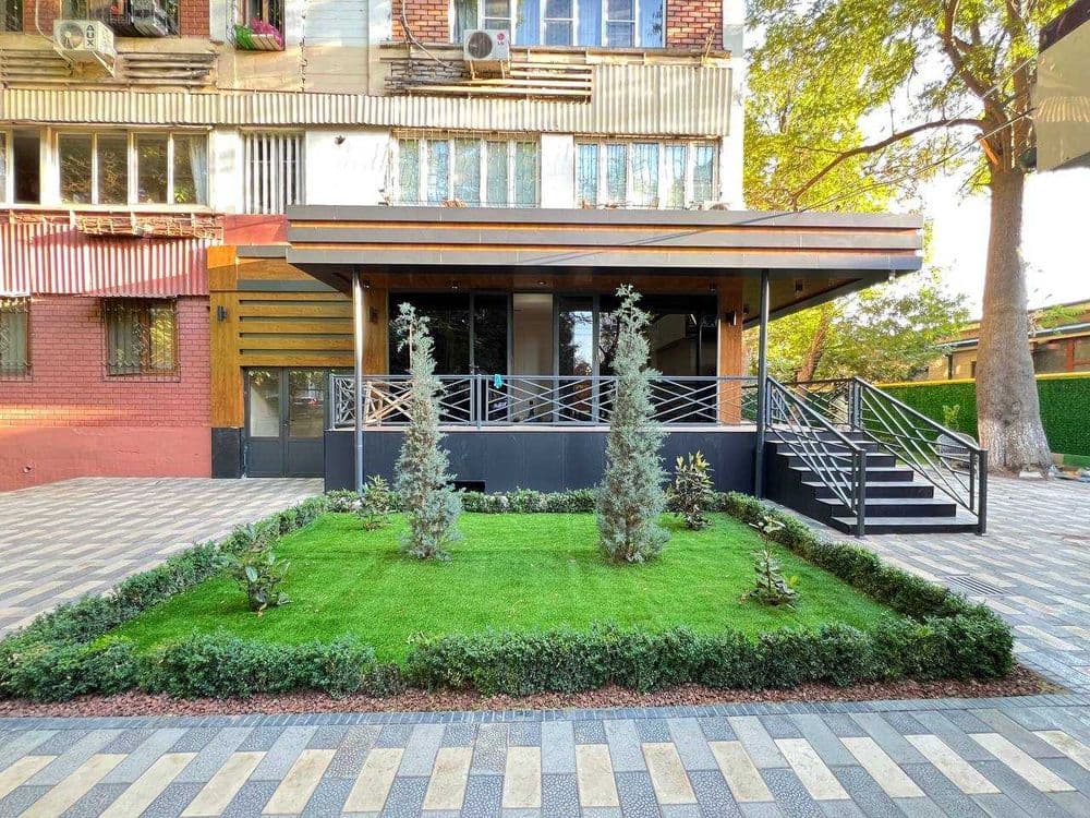 Продажа помещения 56м2 + 45м2 цоколь на Ц-2, Алайский базар!!! — 1