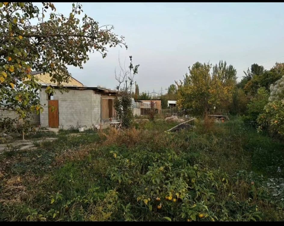 Продаётся 12 соток под любой бизнес улица мукумий нежилое помещение У — 1