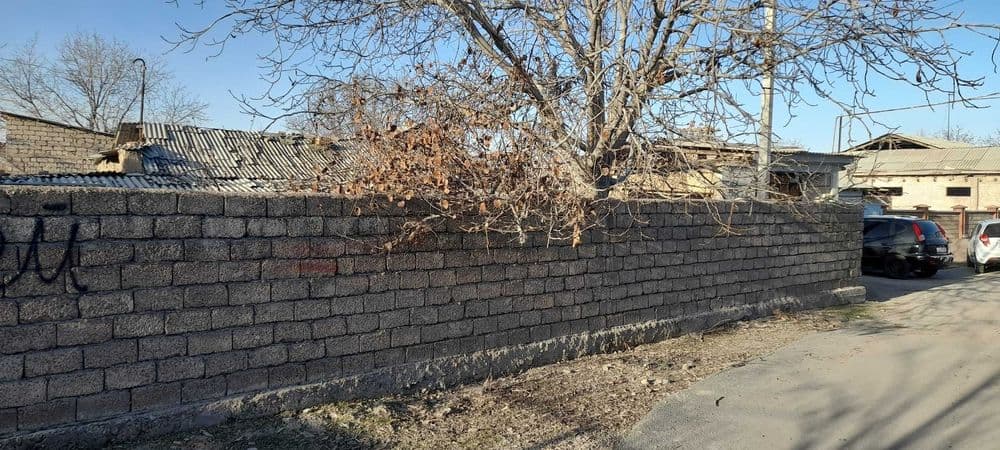 Xovli uy 4 sotix Ohangaron shaxar markazi Bo'ston MFY Bodomzor 33 — 1