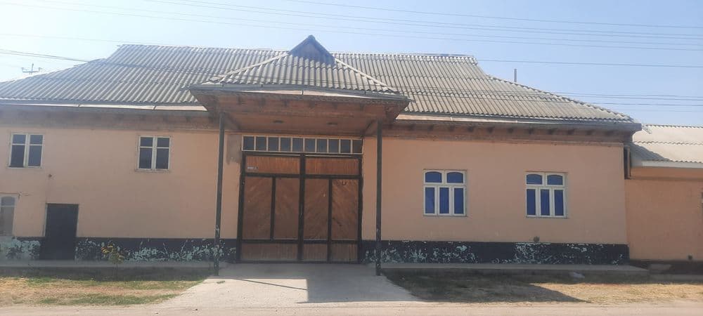 Toshkent viloyati Oqqo‘rg‘on tumani Eltamg‘ald Mamunt da uy sotiladi — 1