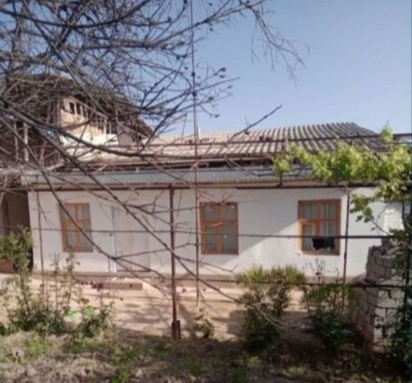 Uchastka sotiladi 6sotix 4xona — 1