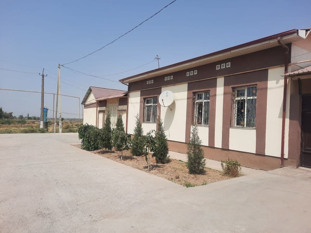 Продаётся коттедж в ахангаране — 1