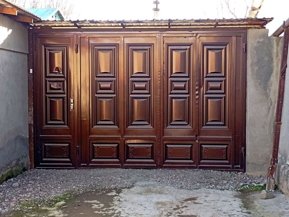 Hovli uy sotiladi — 1