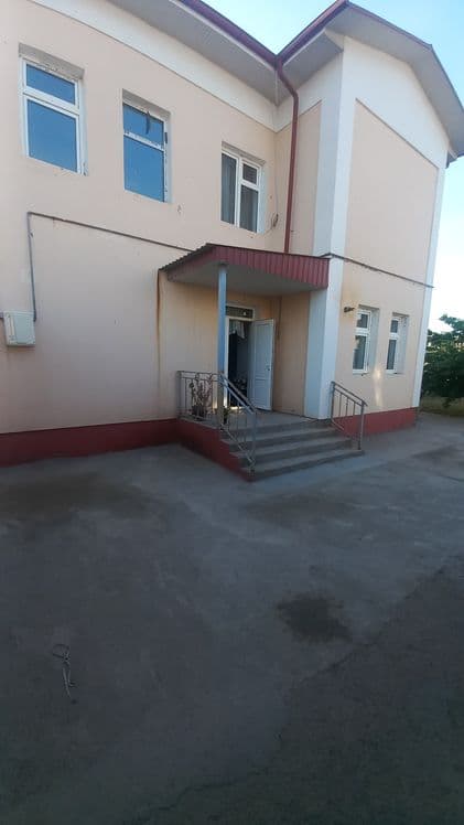Продам двух этажный коттедж — 1