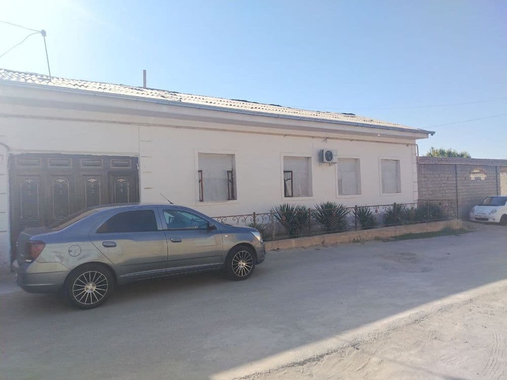 Uy sotiladi 120 000 $ — 1