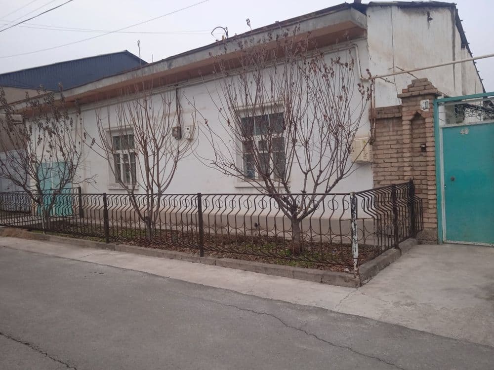 Uy sotiladi Yangiyol shaxar — 1