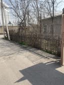 Продается в Яшнабадском р-не УзБУМ угловой участок 5 сот.