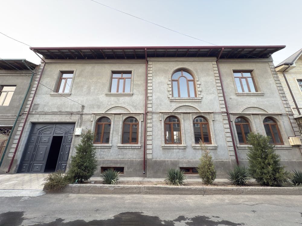 Yunus-obod tumani Xasanboyda 3 etajli uy sotiladi — 1