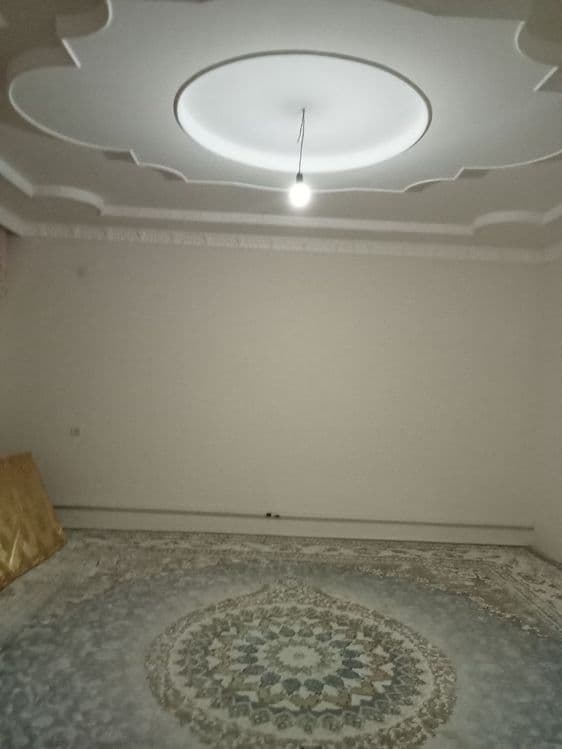 4 xonali davlat tomonidan qurilgan kotej — 1