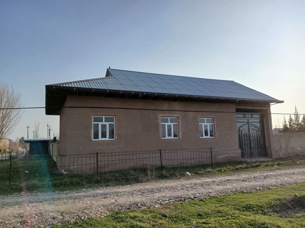 Uy sotiladi Sharof Rashidov tumani maydoni 9.5 — 1