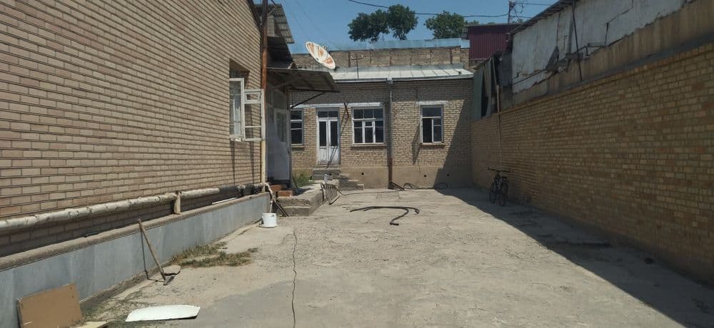 Продаётся дом:6-соток. — 1