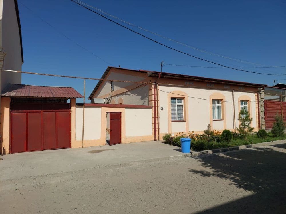 Продается коттедж 4 комнаты, 6 соток, с мебелью и со всеми удобствами. — 1