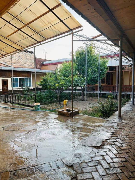 Hovli sotiladi uzbekistanskayada — 1