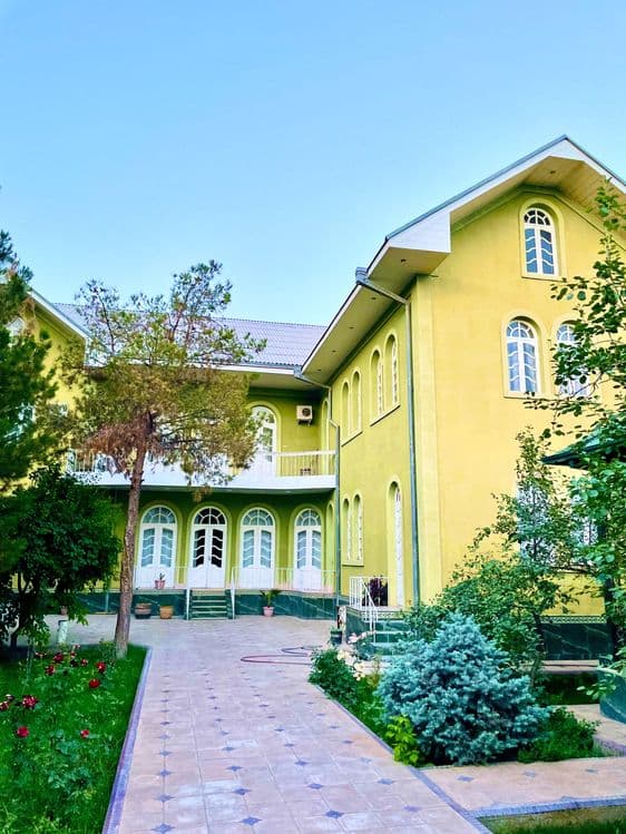 Retro Mehmonxona hotel hostel Мехмонхона хотел хостел Арзон — 1