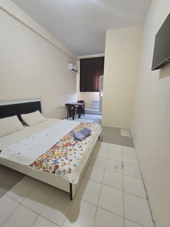 Mehmonxona bez zaks SERGELI 24/7 SHOXJON HOTEL — 1