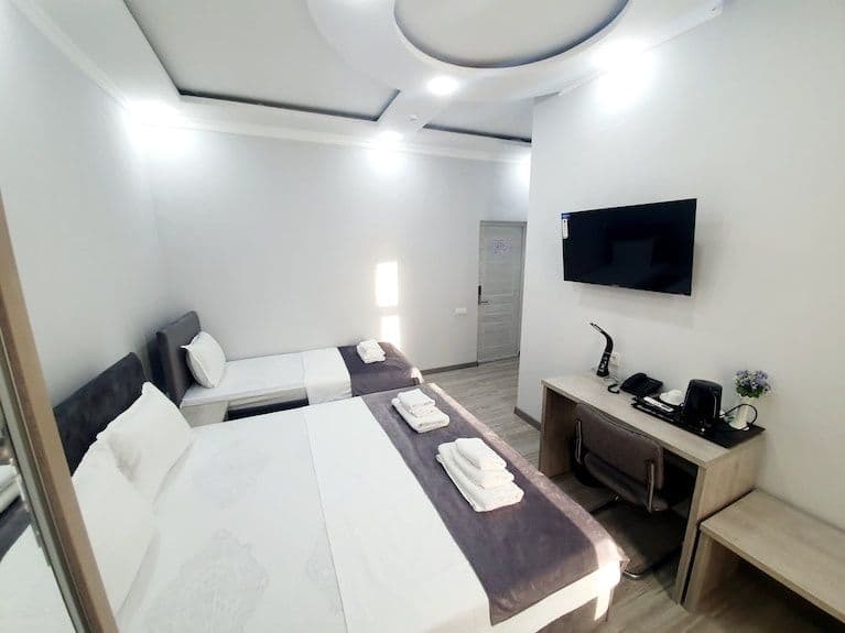 Mexmonhona hotel xostel kivartira kunlek ijaraga beramiz — 1