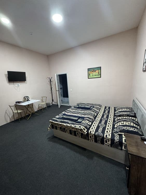 BEZ ZAKS hotel, arzon mehmonhona — 1