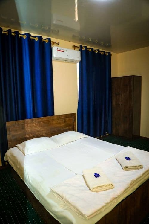 Hotel sutkalik mexmonxona — 1