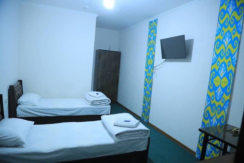 Hotel sutkalik mexmonxona — 1
