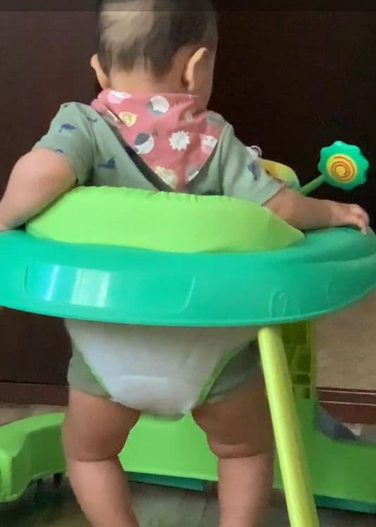 Продаем ходунки Chicco DJ Baby Walker б.у — 1